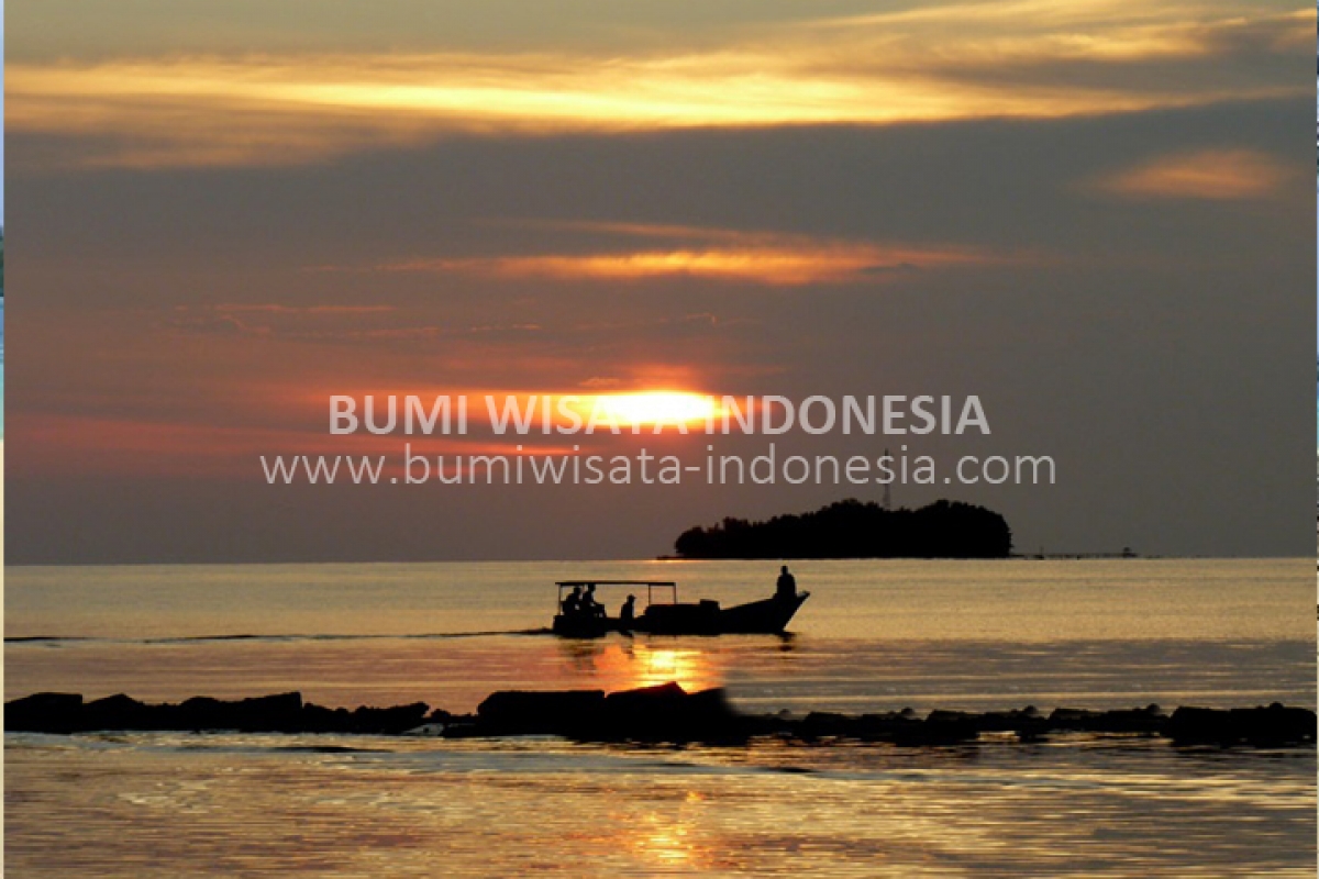 Paket Menginap Pulau Pelangi