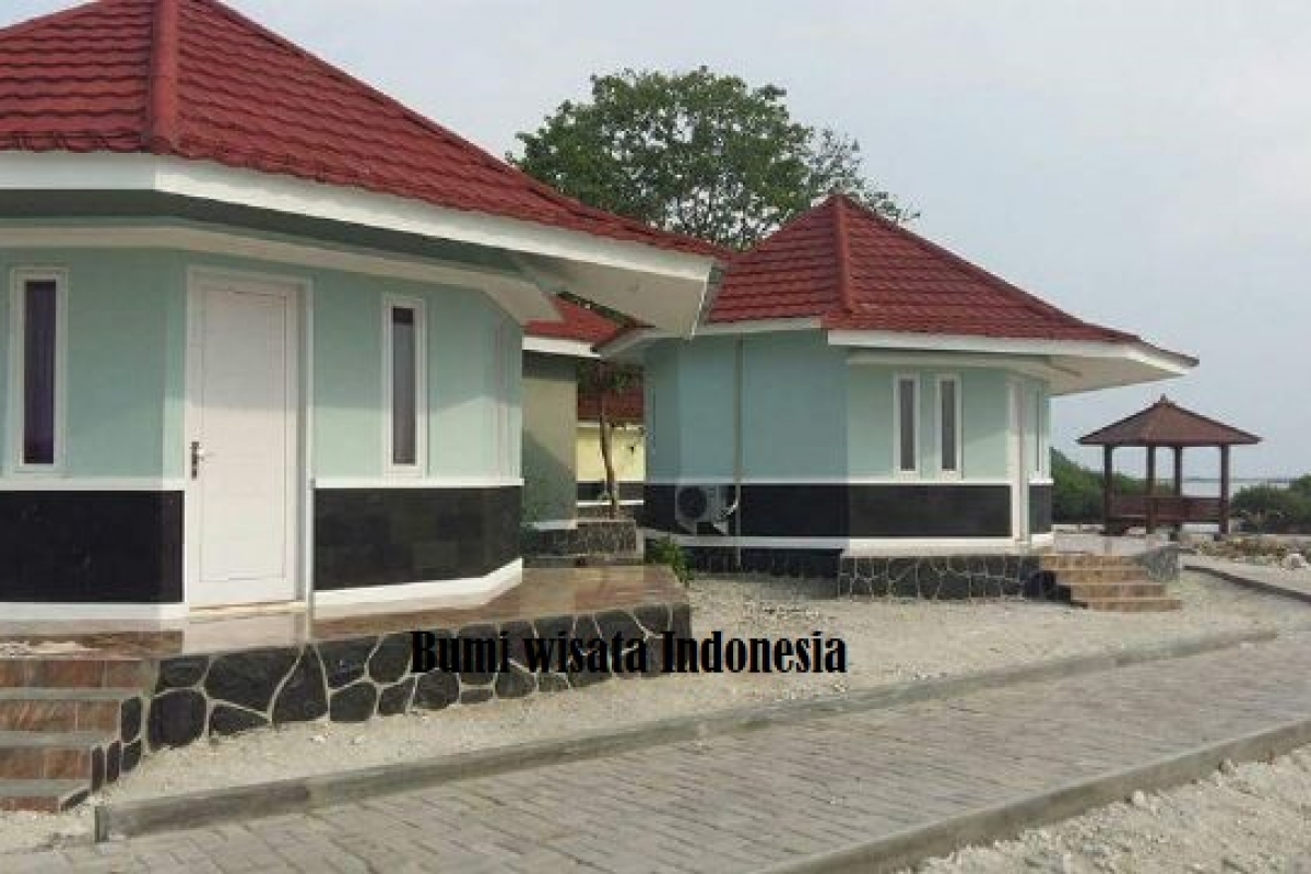 Paket menginap Pulau Royal